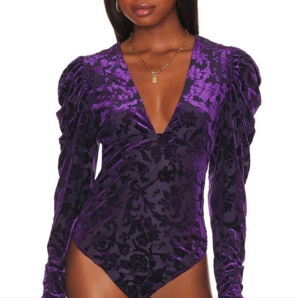 FREE PEOPLE Size Small Deep Sea Purple Velvet Long Sleeve Body Suit Top - NWOT - Picture 1 of 11